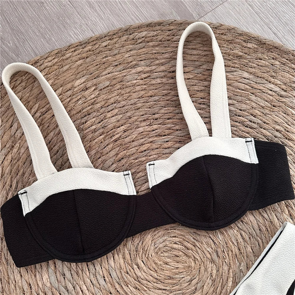 Contrast Underwire Bikini Set